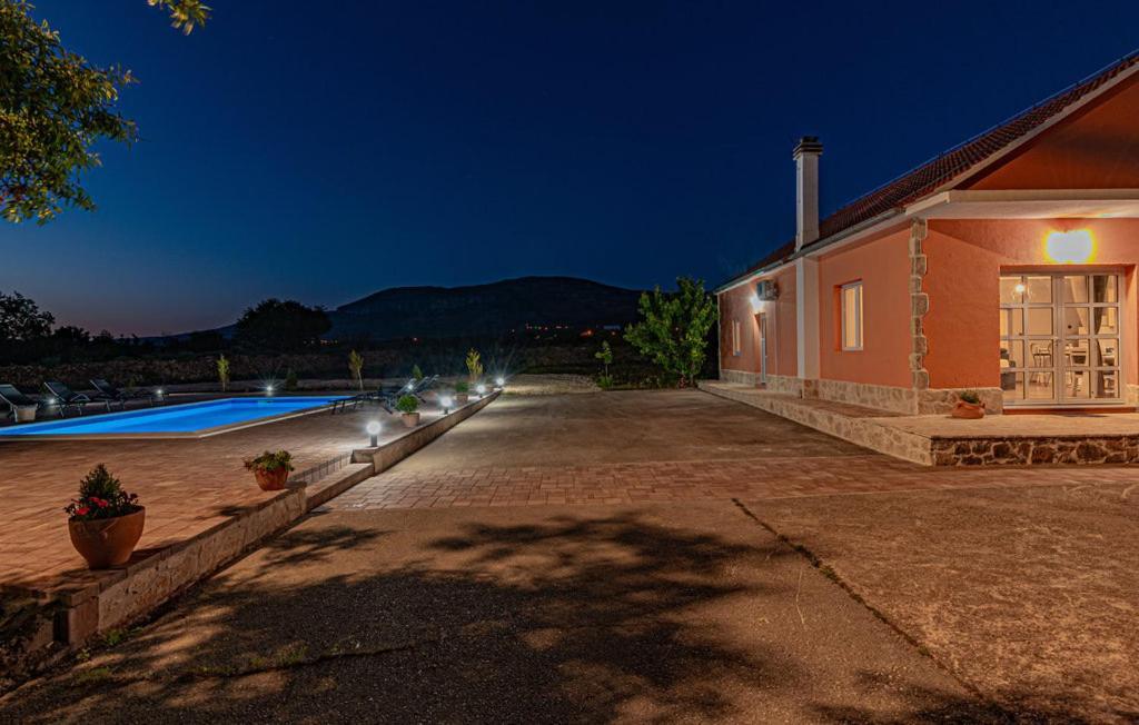 Iris Holiday Home Trbounje Exterior photo